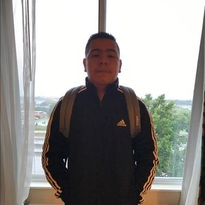 Meet your Posher, Adan